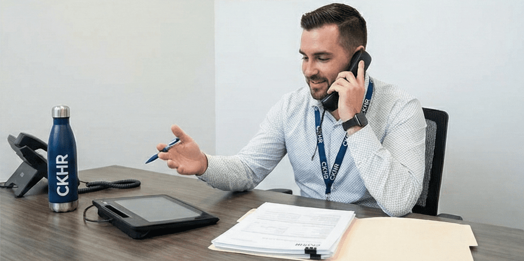 出海企业贷款处理人才配置